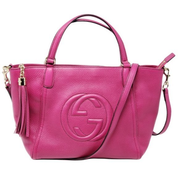 Gucci Handbags - Auth GUCCI Soho Fuchsia Calfskin Crossbody Bag